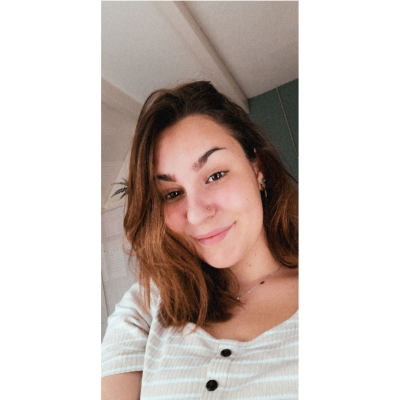 Elena zoekt een Kamer / Studio / Appartement in Den Bosch